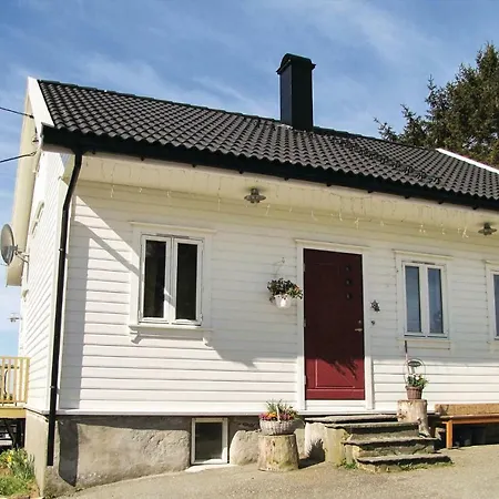 Three-bedroom Holiday In Torvastad Nyaraló Osnes