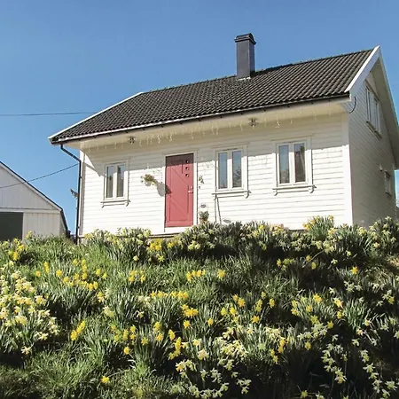 Three-bedroom Holiday In Torvastad Holiday home Osnes